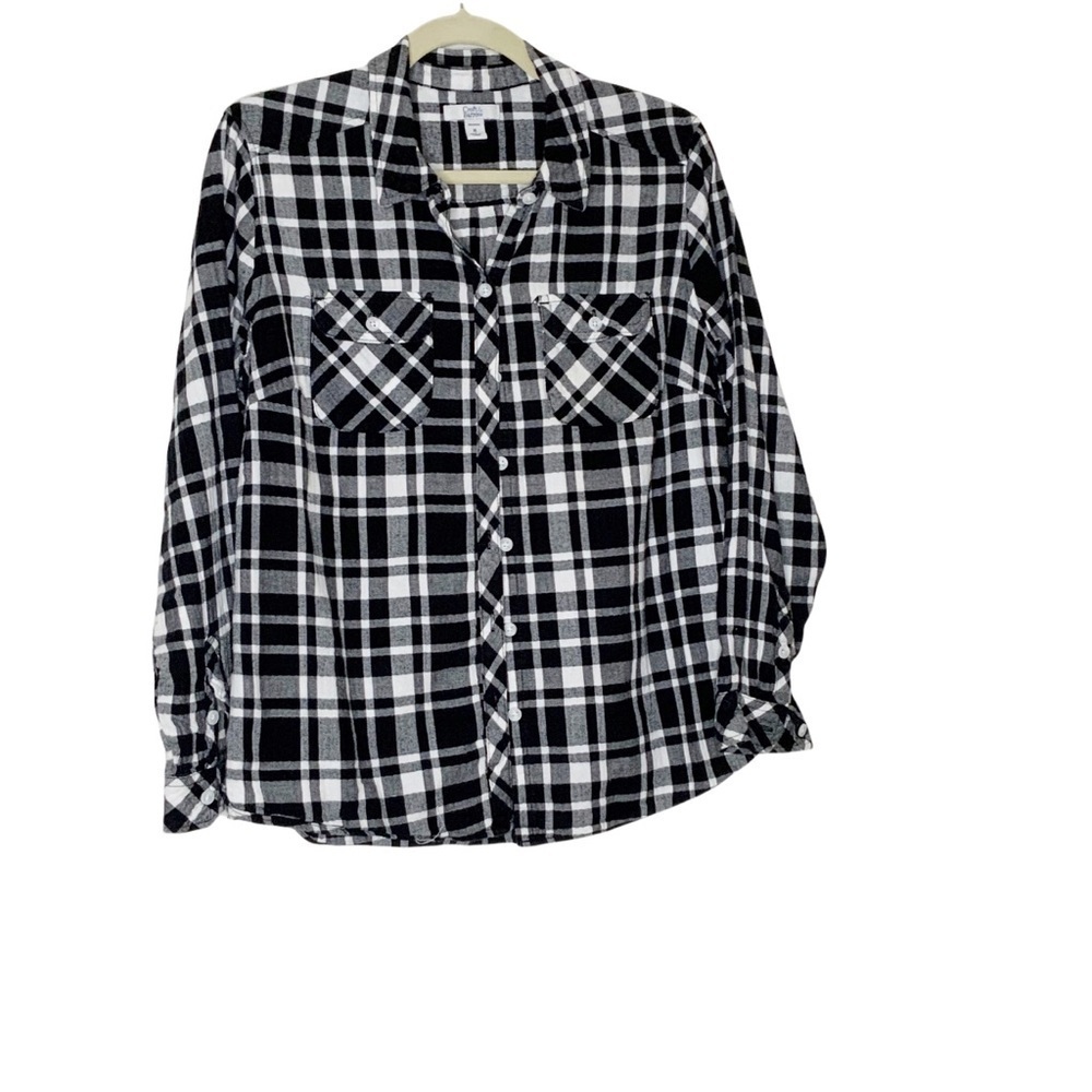 CROFT & BARROW Black and white checkered top. Size M